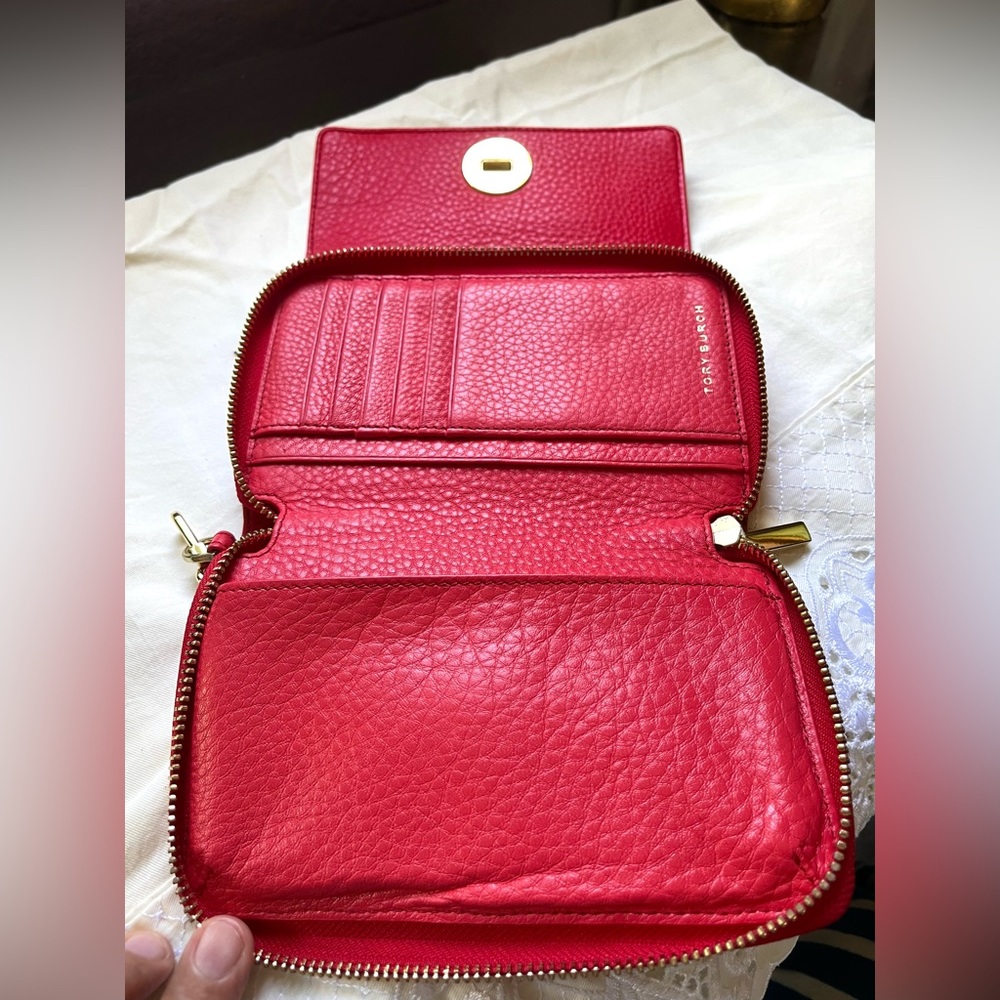 Tori Burch Wallet Medium Size - image 2